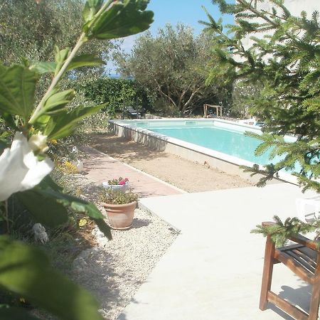Beach Apartments Toni Подстрана Екстер'єр фото