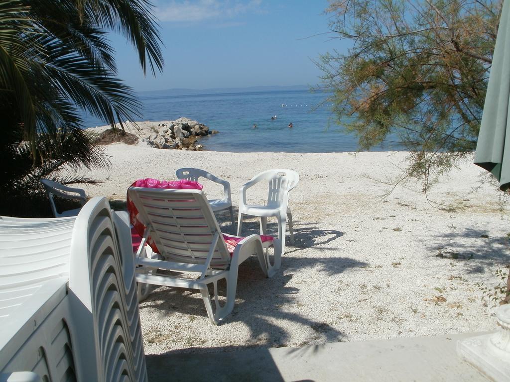 Beach Apartments Toni Подстрана Номер фото