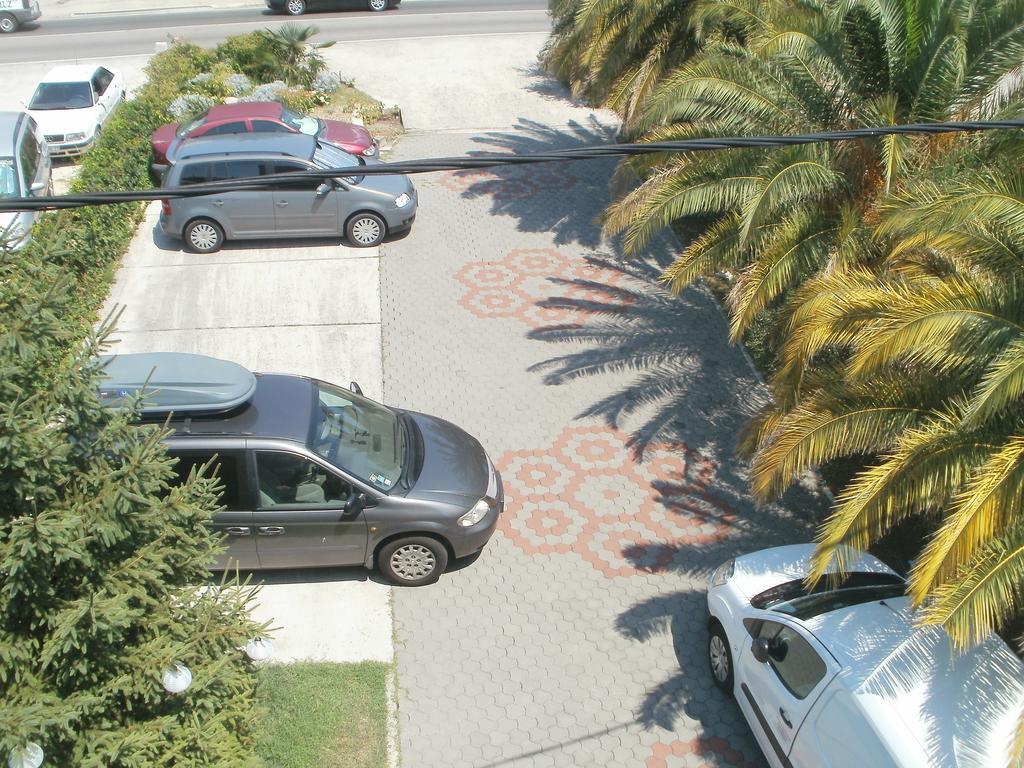 Beach Apartments Toni Подстрана Номер фото