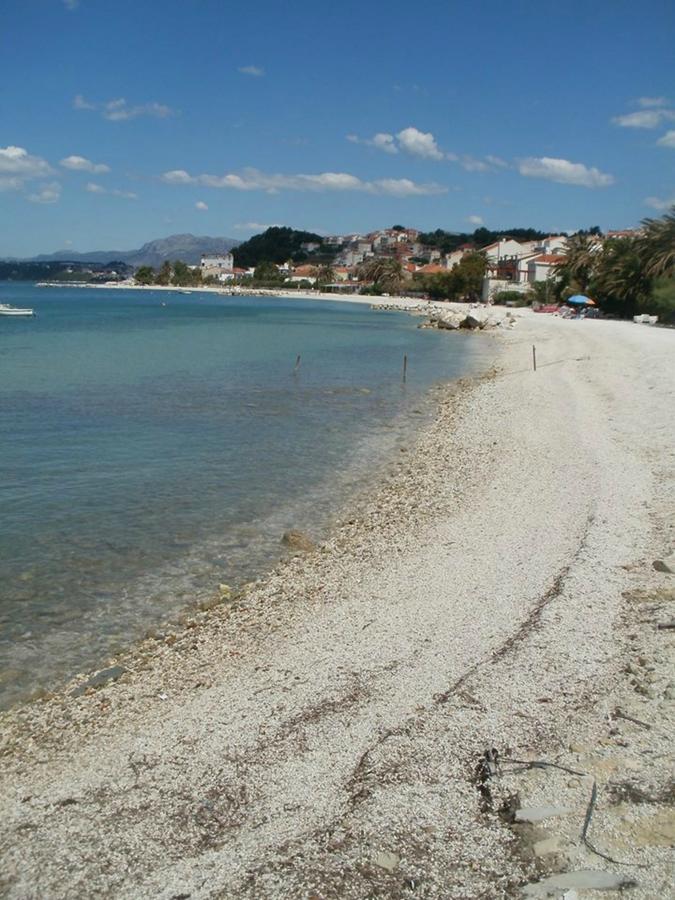 Beach Apartments Toni Подстрана Екстер'єр фото